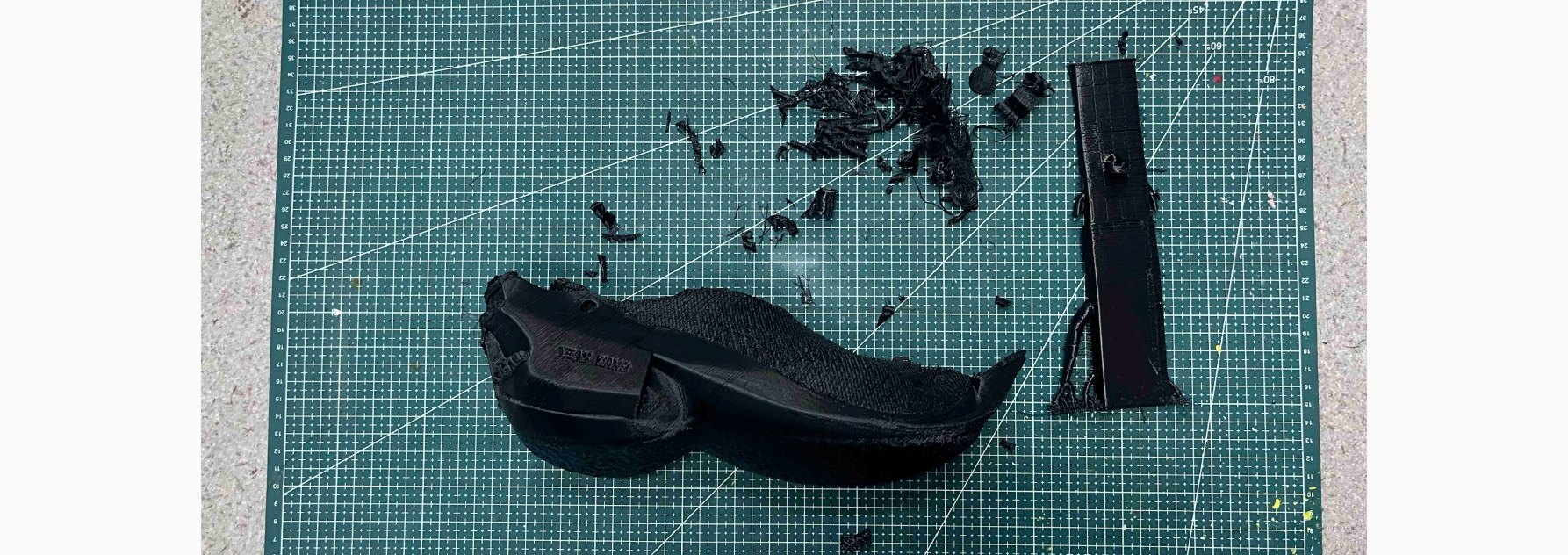 FLUX 鞋履系统作品集第 13 页：实体样机